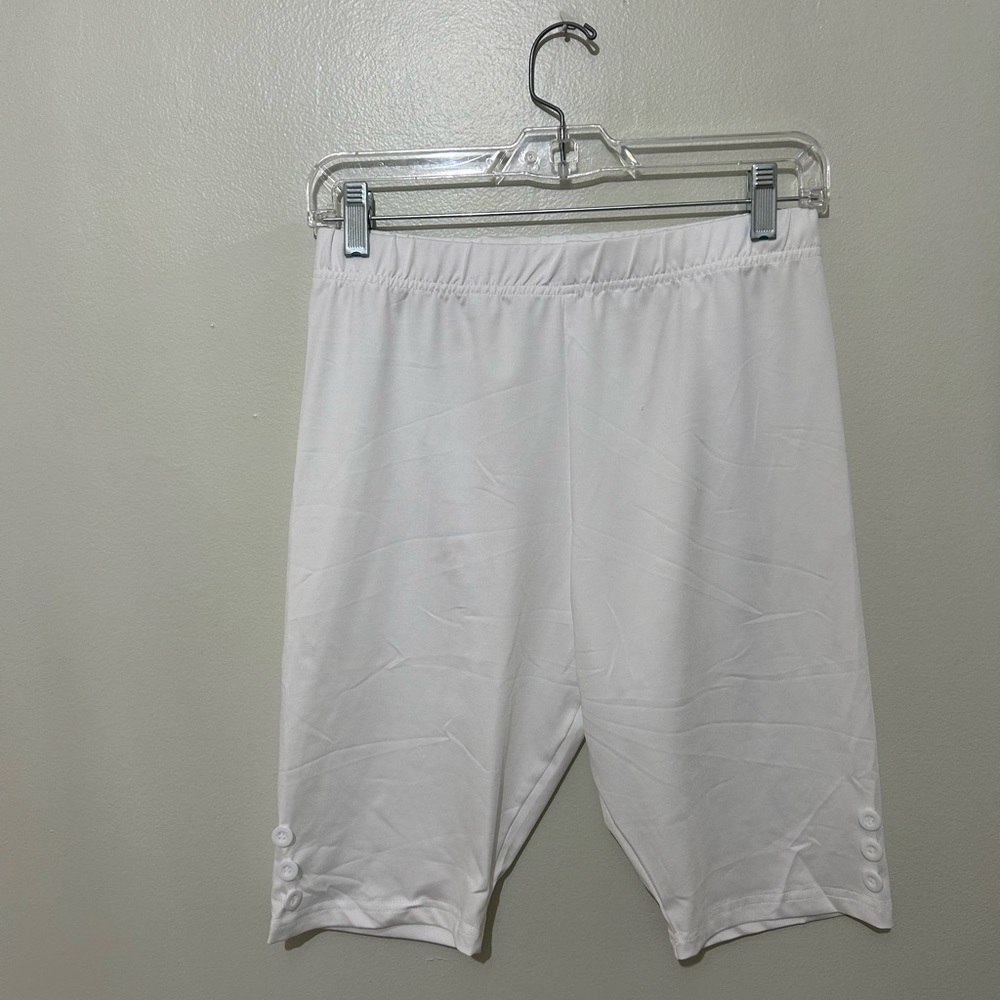 TEMU | White Shorts, Size Large
